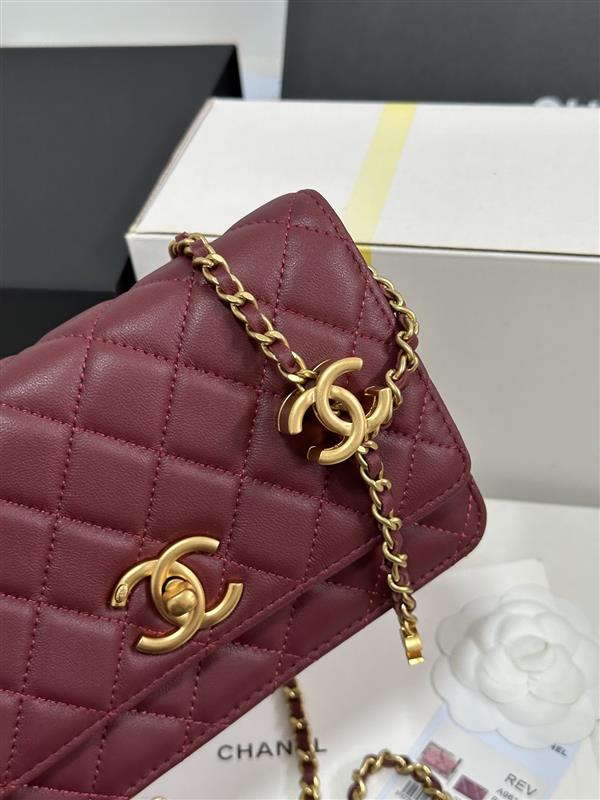 2026127205140585 700